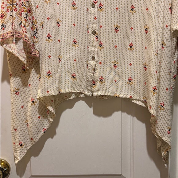 JUNIPER BRAND BEIGE RED MUSTARD YELLOW COLOR BLOUSE BEADED FACE DESIGN ON FRONT - Picture 10 of 16